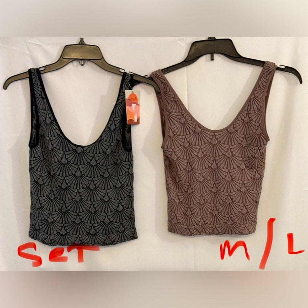 Elegant Women's Patterned Crop Tops - Black and Brown